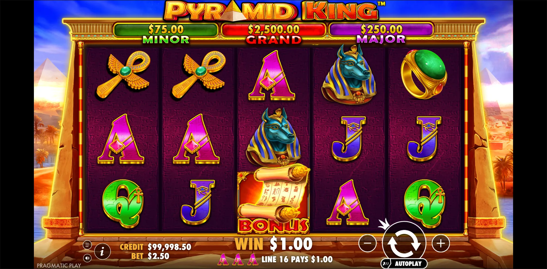 Pyramid King slot gameplay screenshot